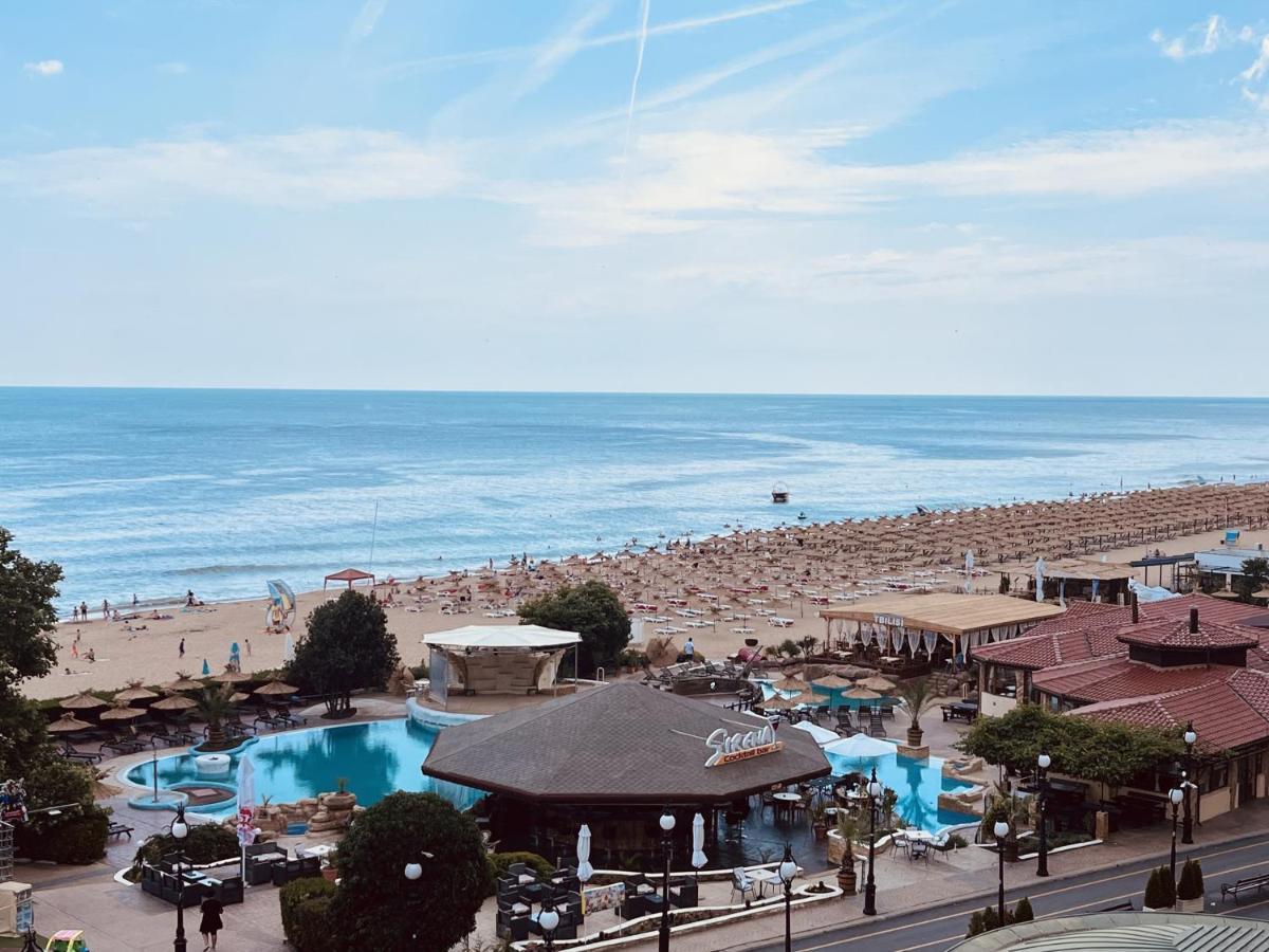 Sea View Rental Front Beach Golden Sands Exterior photo