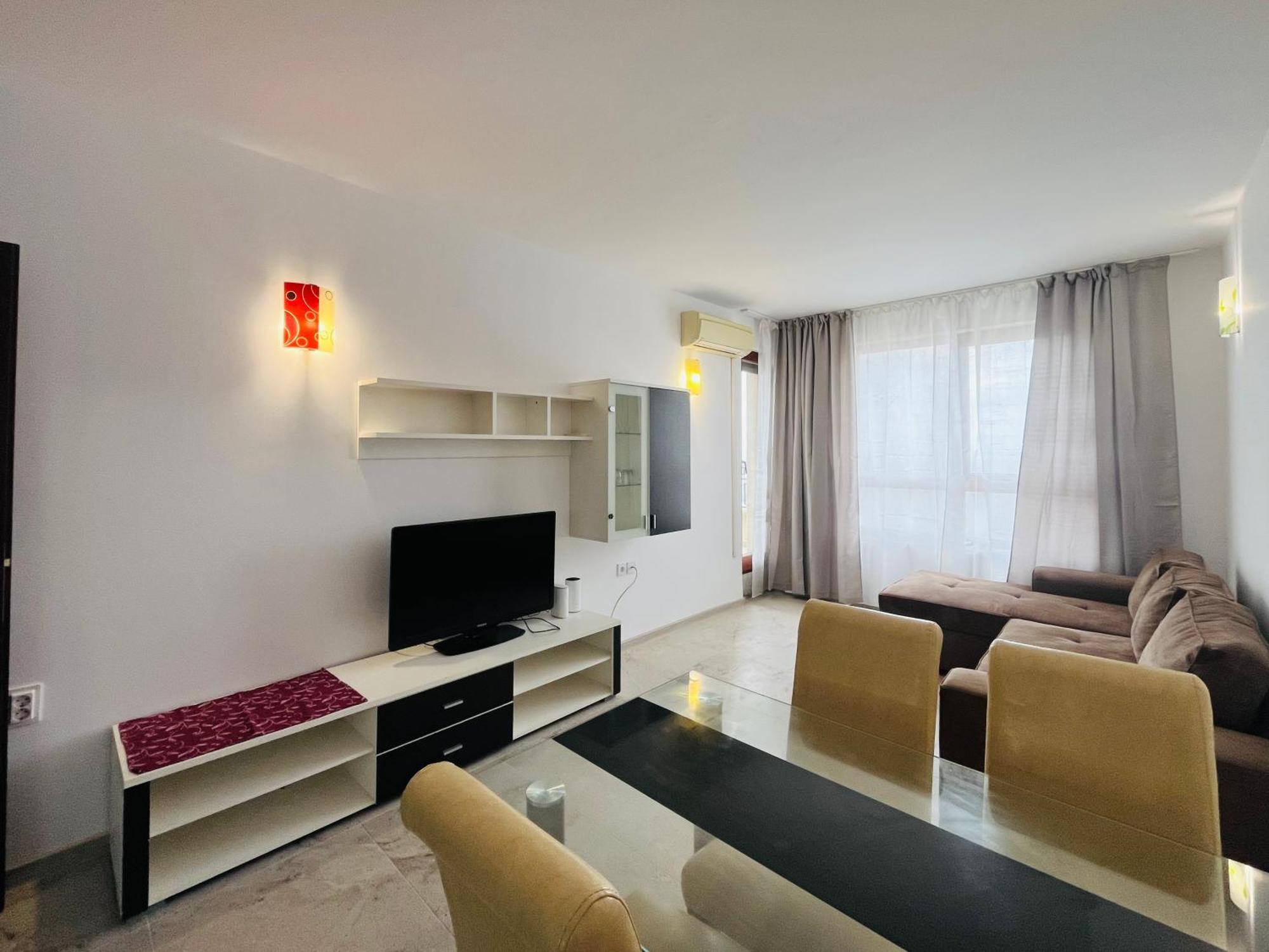 Sea View Rental Front Beach Golden Sands Exterior photo