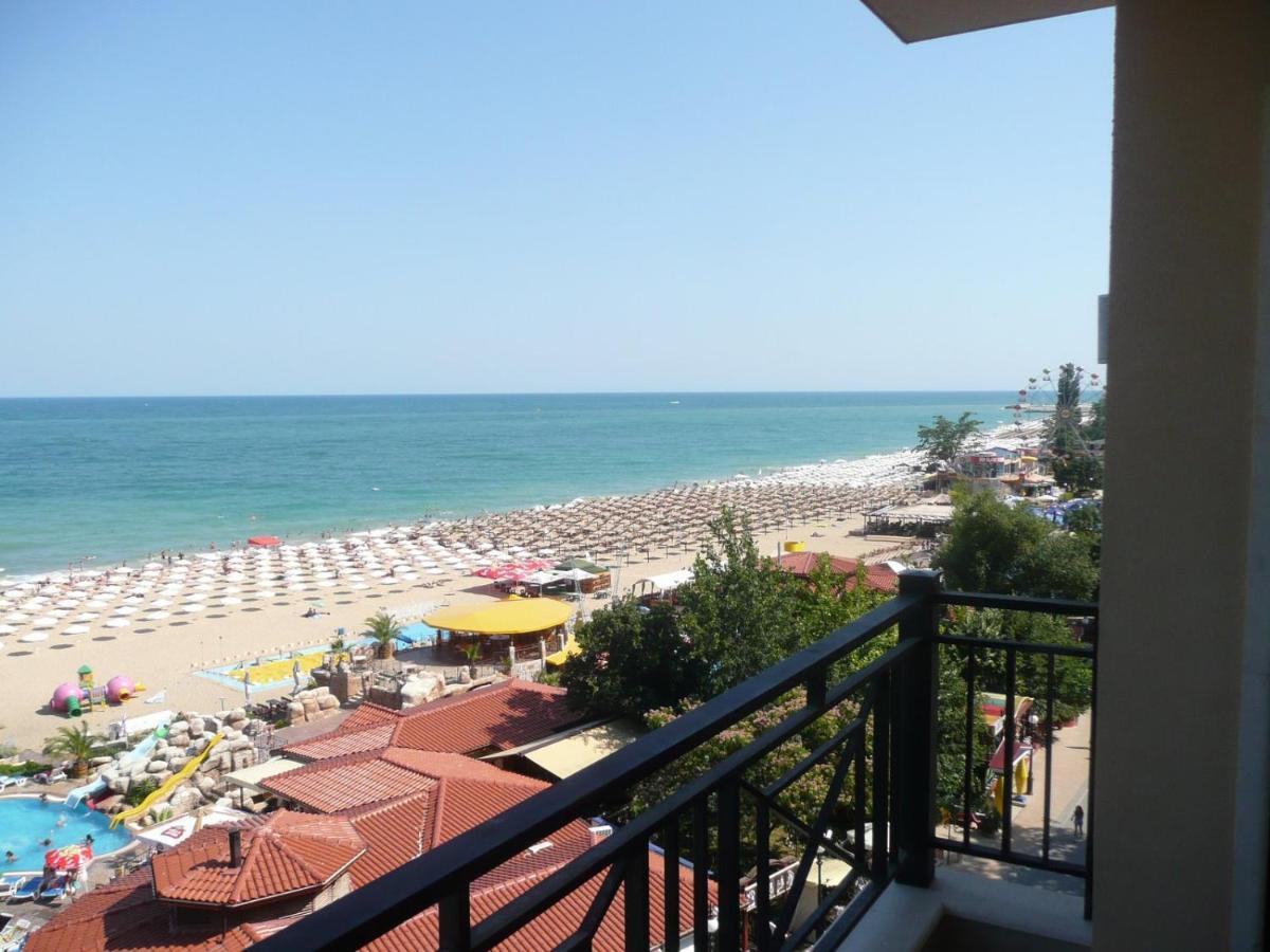 Sea View Rental Front Beach Golden Sands Exterior photo